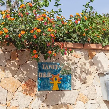 Bed & Breakfast Tanit Chia